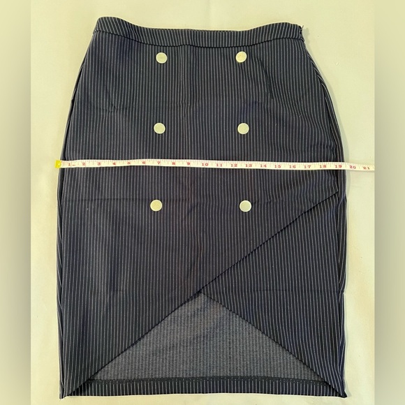 Cato‎ Women’s Navy Blue Stripe Pencil Skirt Size 8 NWT - Picture 6 of 8